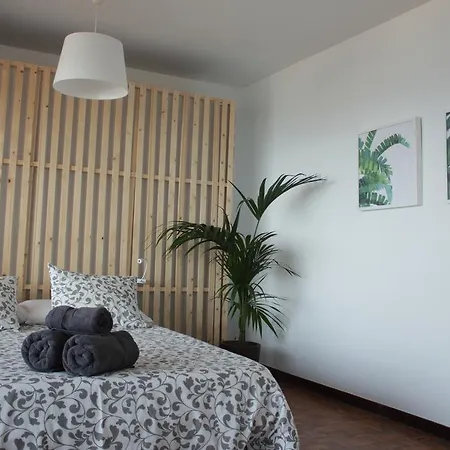 Views Apartamento Compartido *