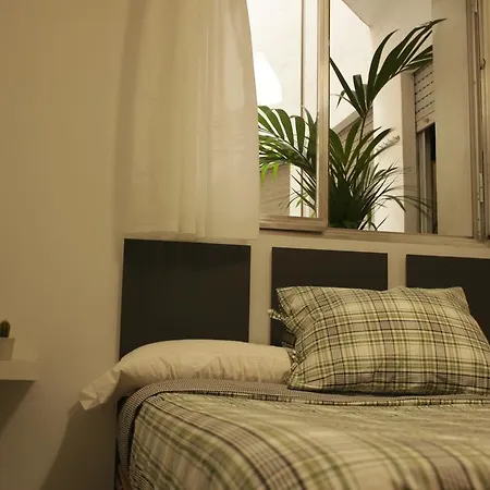 Views Apartamento Compartido